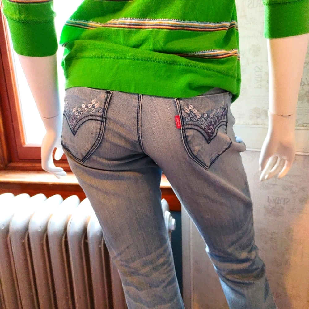 Levi's vintage designer jeans size 27